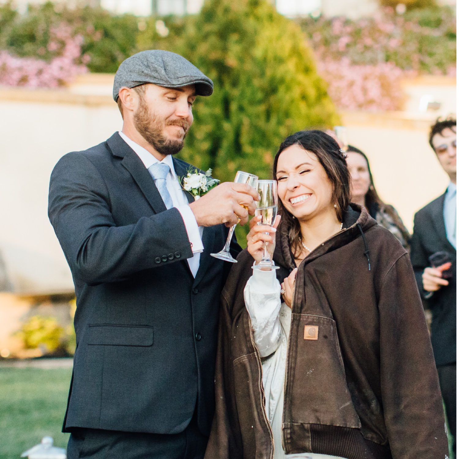 Champagne photos at paso robles french wedding