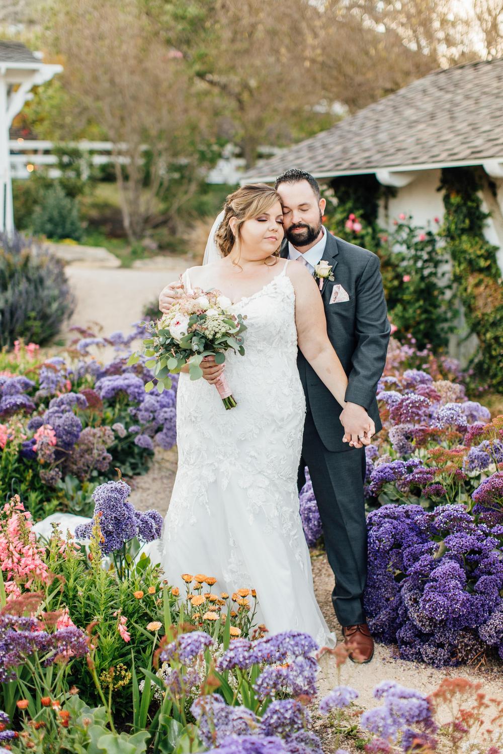Madonna Inn wedding pictures by Jessica Sofranko in San Luis Obispo California